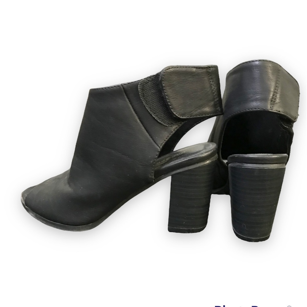 Black peep toe pumps with Velcro back size 6